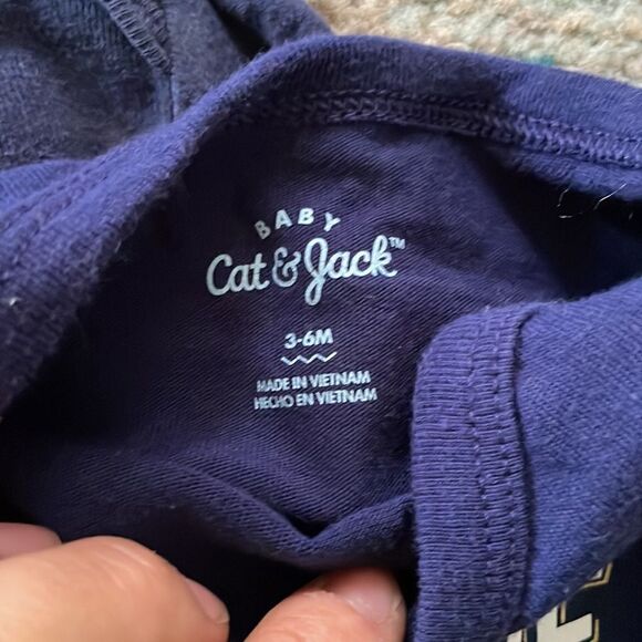 3 for $15 - bundle of 3 long sleeve onesies - Picture 3 of 8